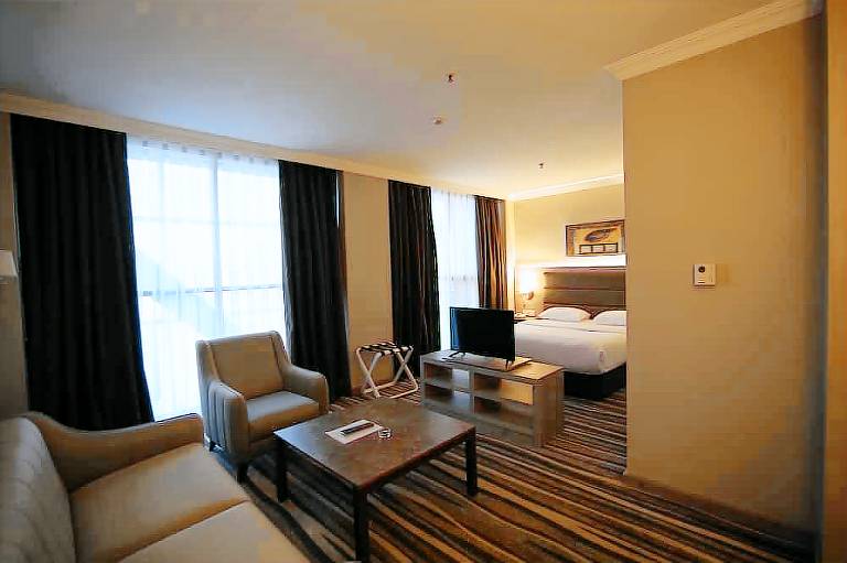 Hotel Excellence Inn
