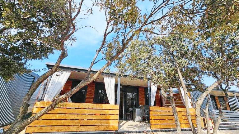 Mobile Home Pelin near beach with shared pool — photo 4