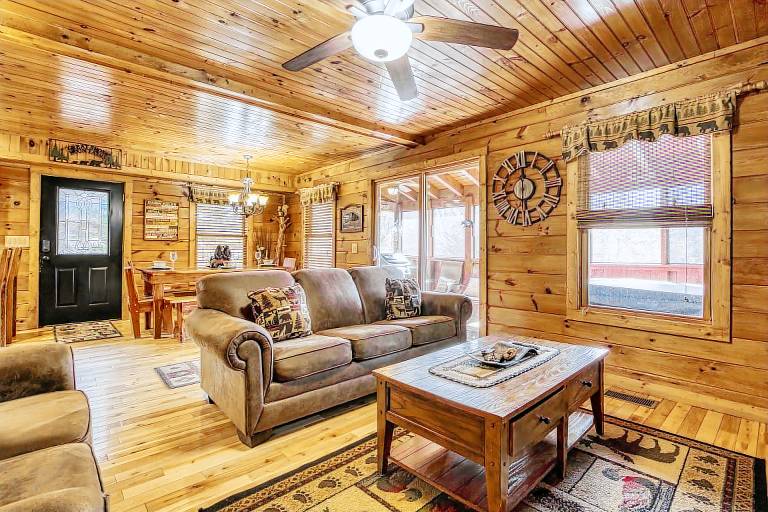 Fully equipped cabin with hot tub, pool & barbecue | River view | Pet-friendly — photo 3