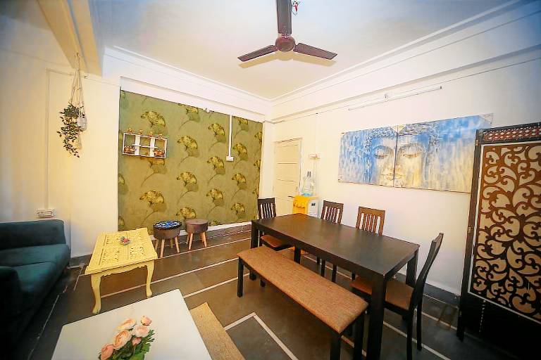 Hostell One