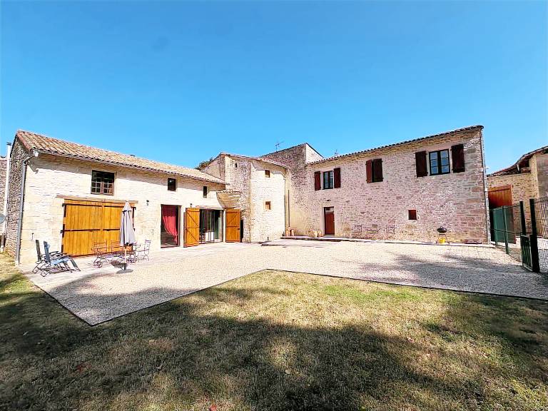 Farmhouse  Niort