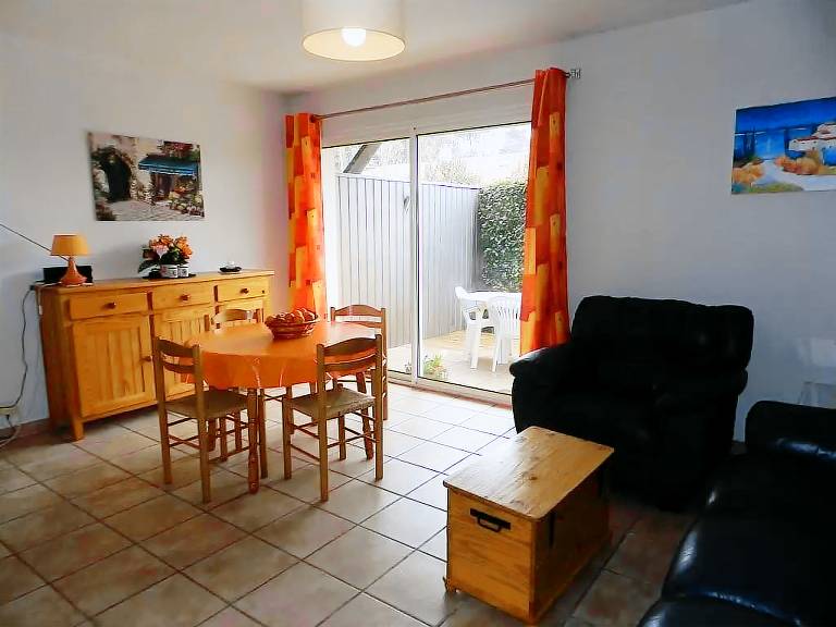 Vacation home with garden | Beach nearby | Pets allowed — photo 3