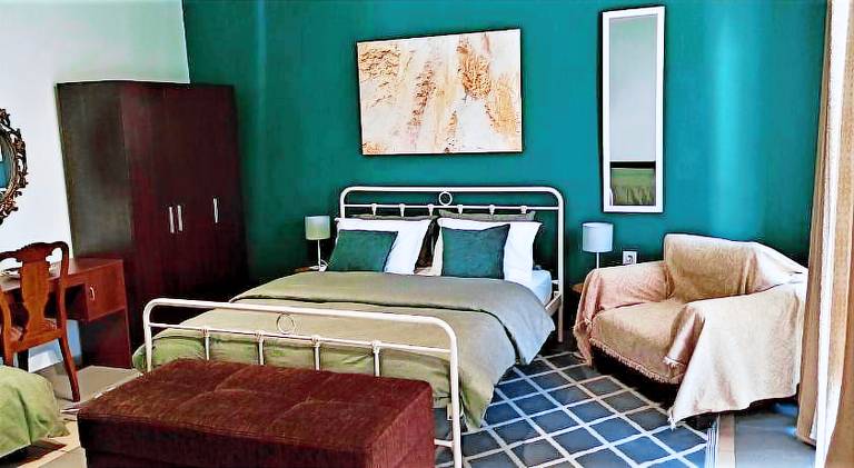Apartment with garden & patio in Kavala