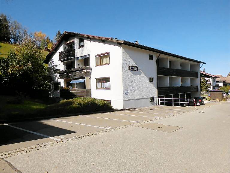 Holiday apartment with patio — photo 4