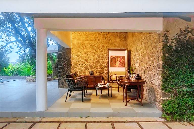 Vacation home with garden & pool — photo 5
