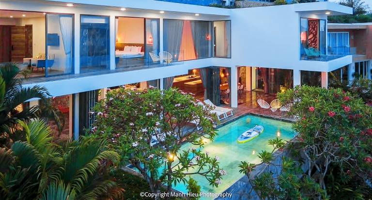 Fully equipped beautiful villa with pool & barbecue | Good for workation | Dogs allowed in Nha Trang