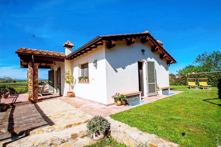 Villa Pescia Romana