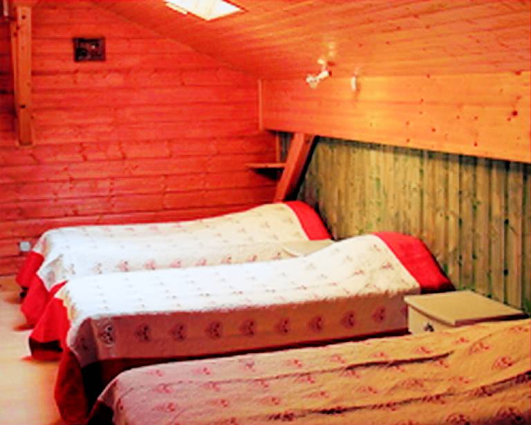 Chalet with grill & yard | Panoramic view — photo 4