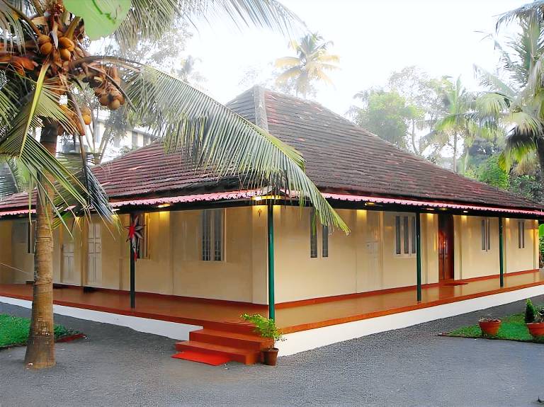 Palmgrove service villa