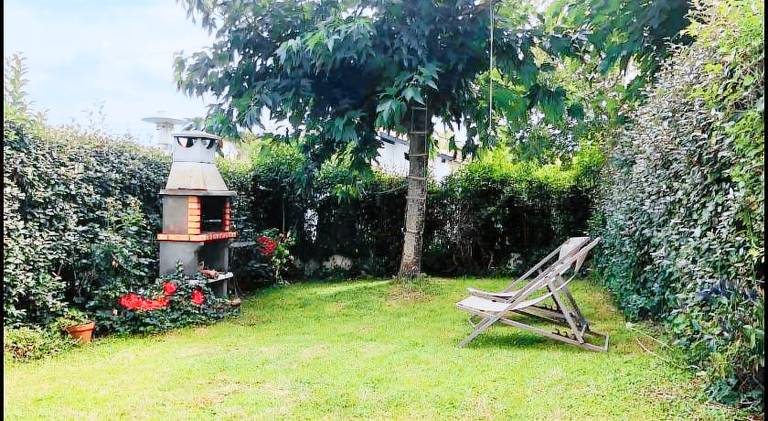 Apartment with yard & terrace in Bidart
