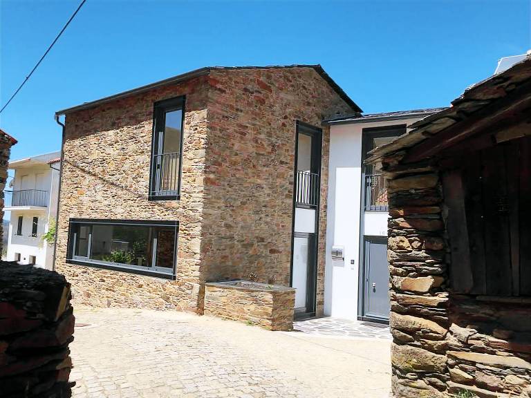 Huis Aldeia das Dez