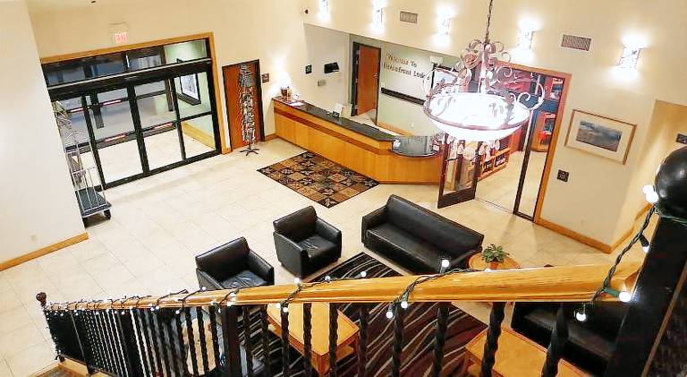 Oceanfront Lodge — photo 4