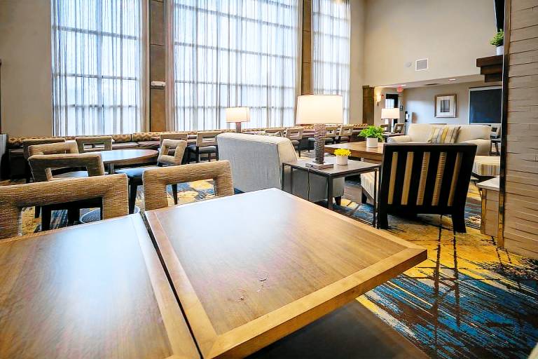 Staybridge Suites Summerville By IHG — photo 4
