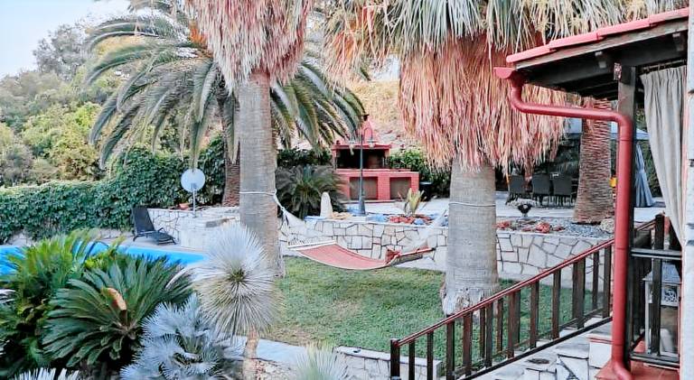 Villa with barbecue, garden & terrace — photo 5