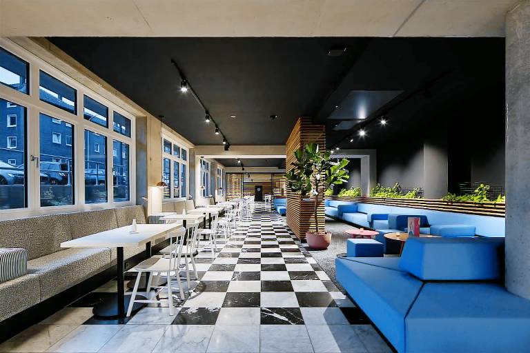 Flowers Hotel Essen — photo 4