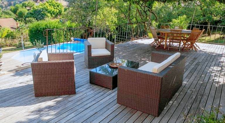 Villa with pool — photo 2