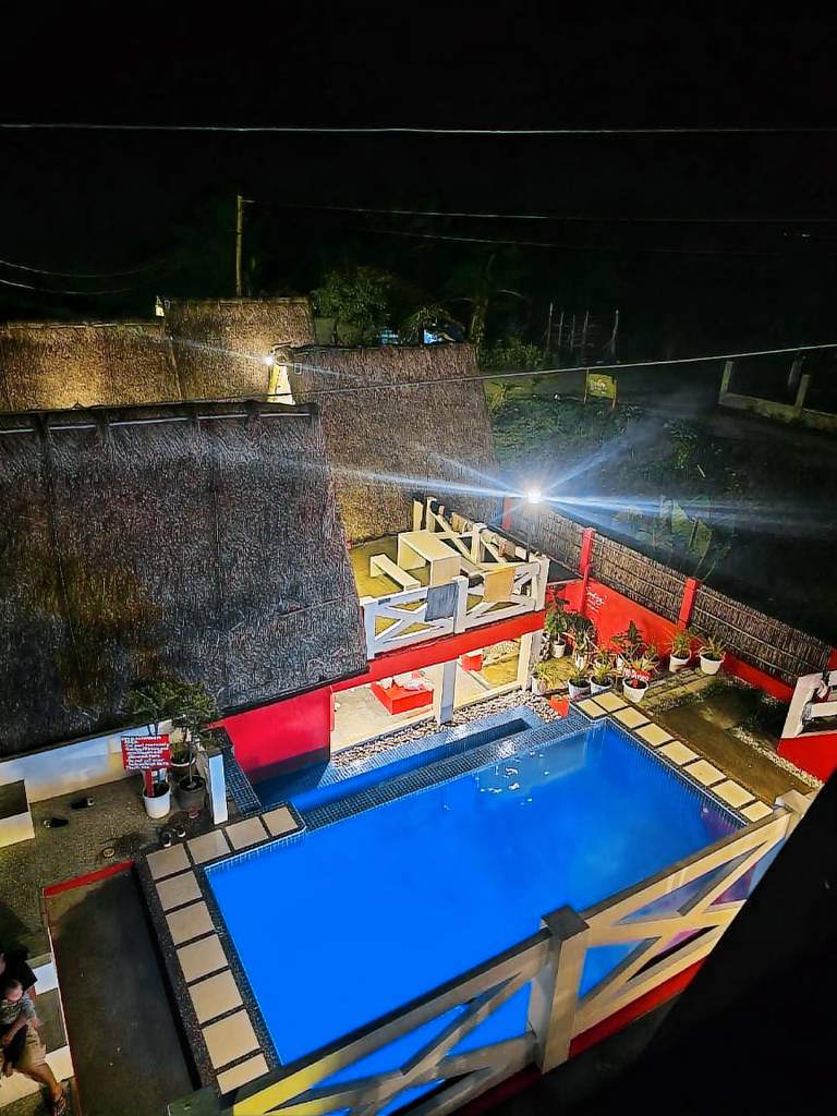 Triangle Huts Beach Resort - Pagudpud — photo 2