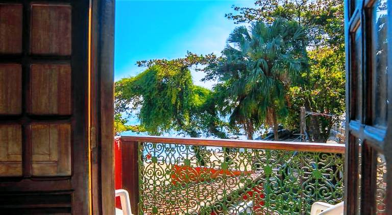 Vacation home with patio & grill — photo 2