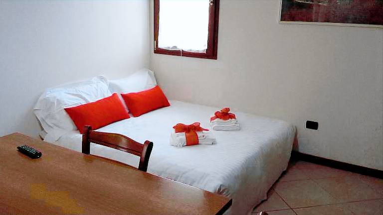 Holiday apartment with patio — photo 3