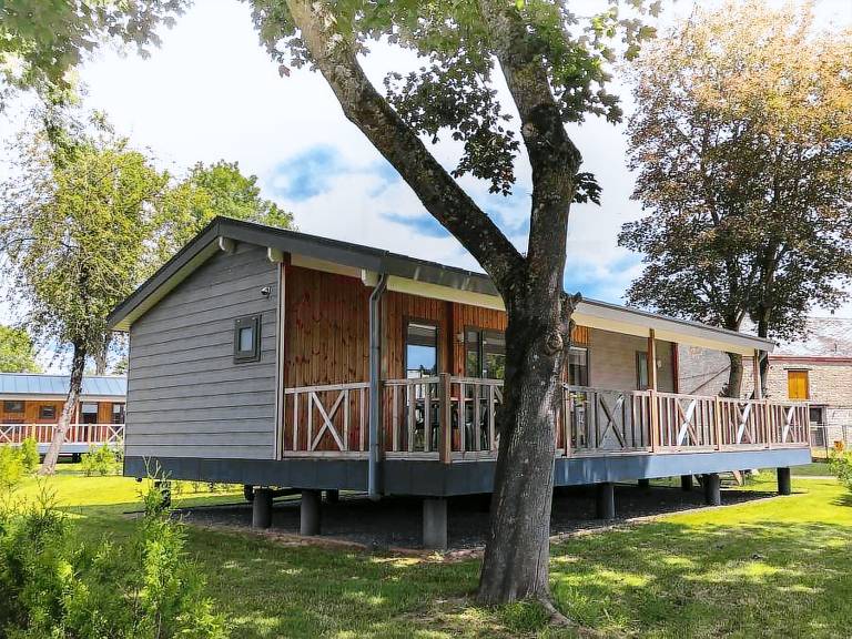 Caravan Hotton