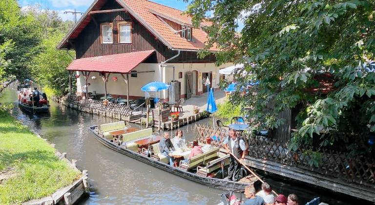 Pension Unter der 250 jahrigen Eiche - Lehde Zentrum in Lübbenau/Spreewald