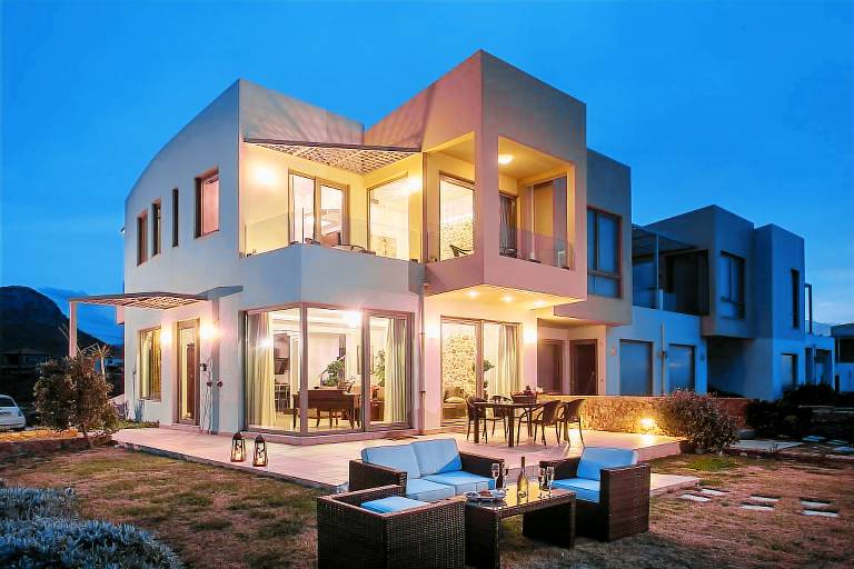 Βίλα  Γούβες