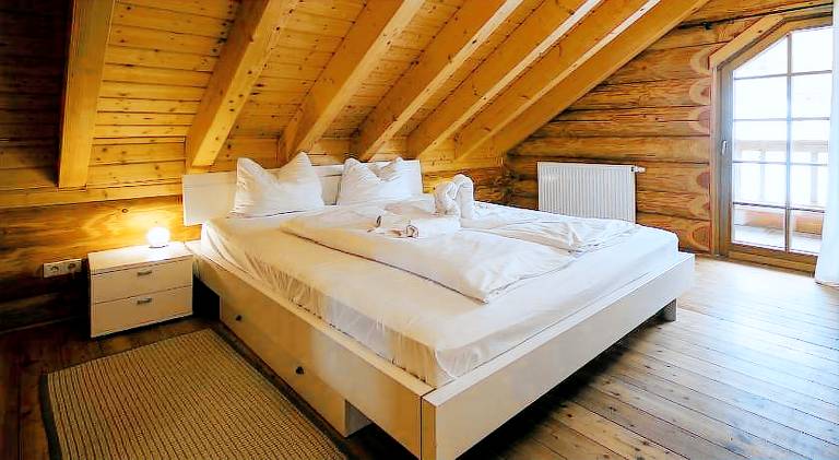 Vacation home with hot tub & sauna — photo 2