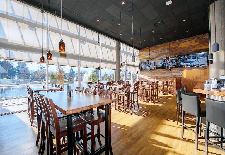 Coast Chilliwack Hotel — photo 2