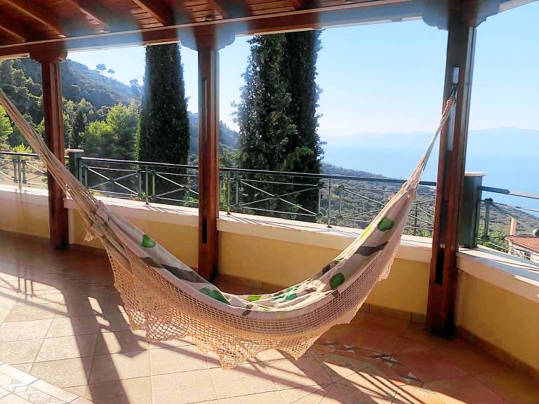 Private villa with sea side views and pool — photo 3
