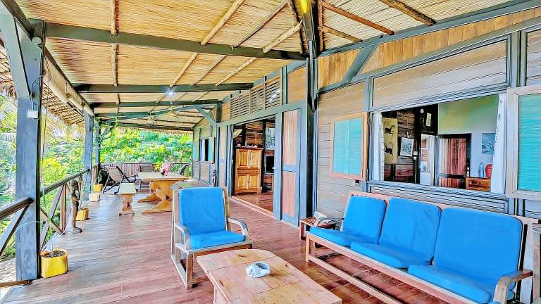Beautiful villa with garden, BBQ & terrace | Pool view | Next to the beach | Perfect for remote work | Pet-friendly — photo 3