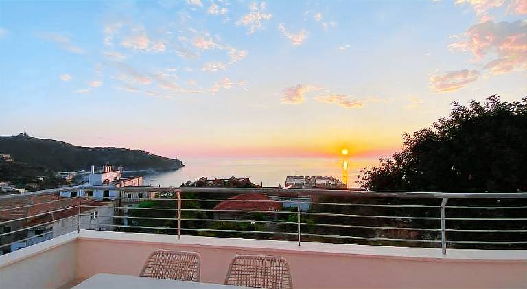 Apartment with terrace | Beach nearby | Pets allowed in Centola