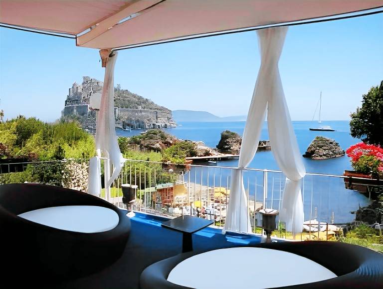 Strand Hotel Delfini Terme in Ischia