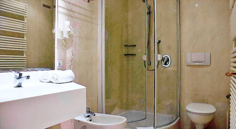 Serviced apartment with sauna, jacuzzi & pool | Close to the ski | Good for workation | Dogs allowed — photo 2