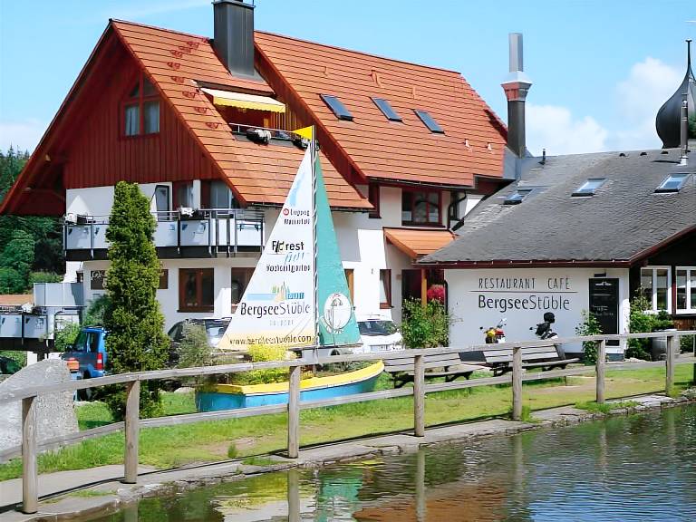 Self-check-in Ferienwohnungen & Apartments am Bergsee — photo 3