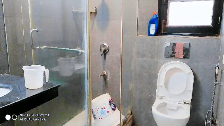 Blessings Noida Home stay Bedroom1 — photo 2