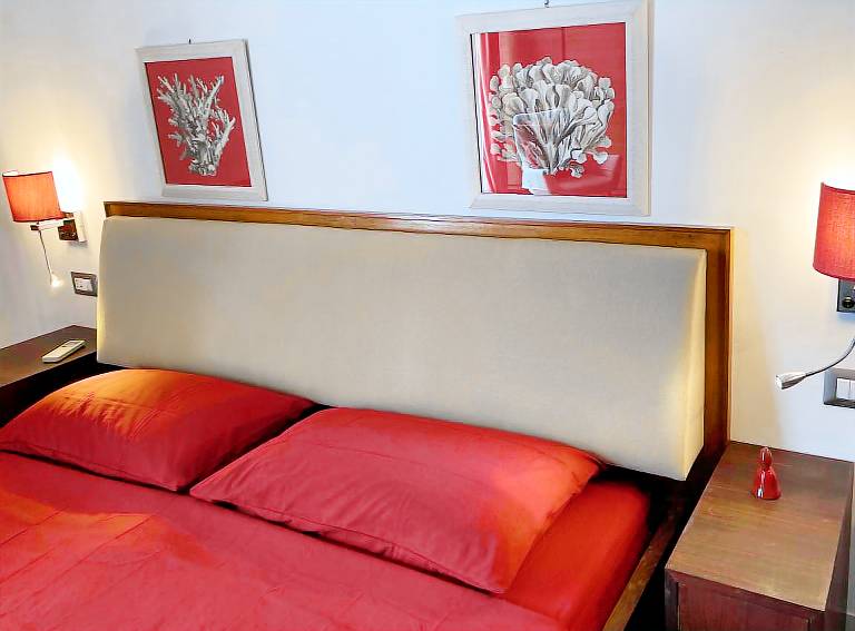 Private room with barbeque, terrace & hot tub — photo 3