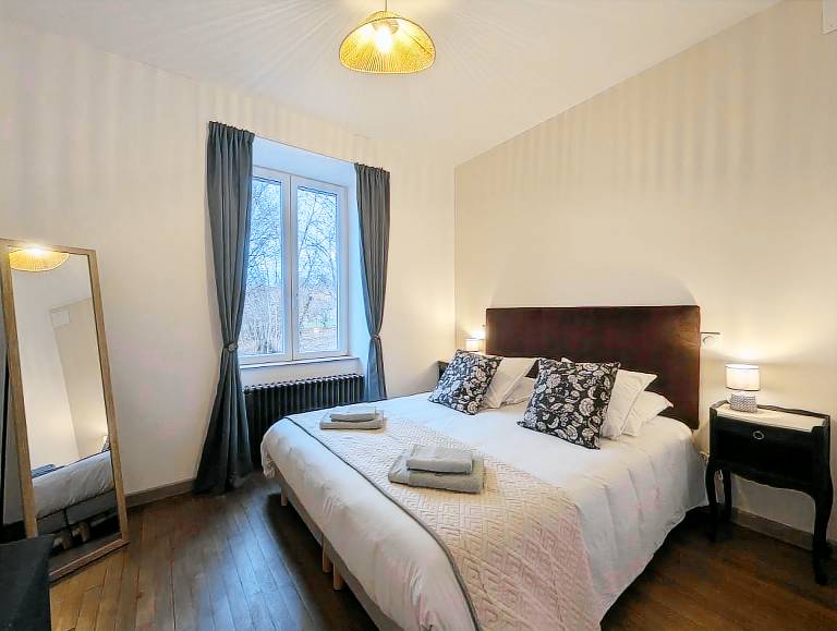 Pleasant gite with patio & yard | Pet-friendly — photo 3