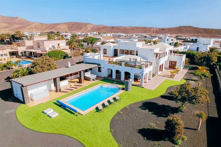 Villa  Costa Teguise