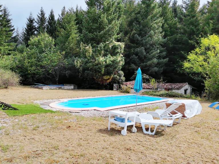 Cottage 'Bergerie Piscine Privée, Jacuzzi' with Private Pool, Private Terrace and Wi-Fi in Cahors