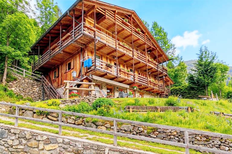 Ferienwohnung in San Bernardo, Malè für max. 4 Personen Ferienwohnung in San Bernardo, Malè für max. 4 Personen