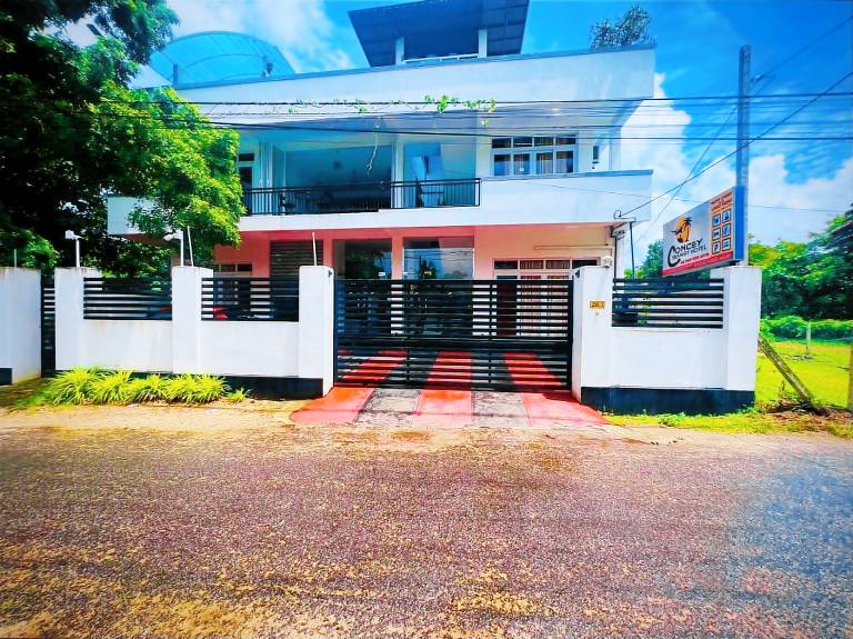 Concey Transit Hotel Airport view in Negombo