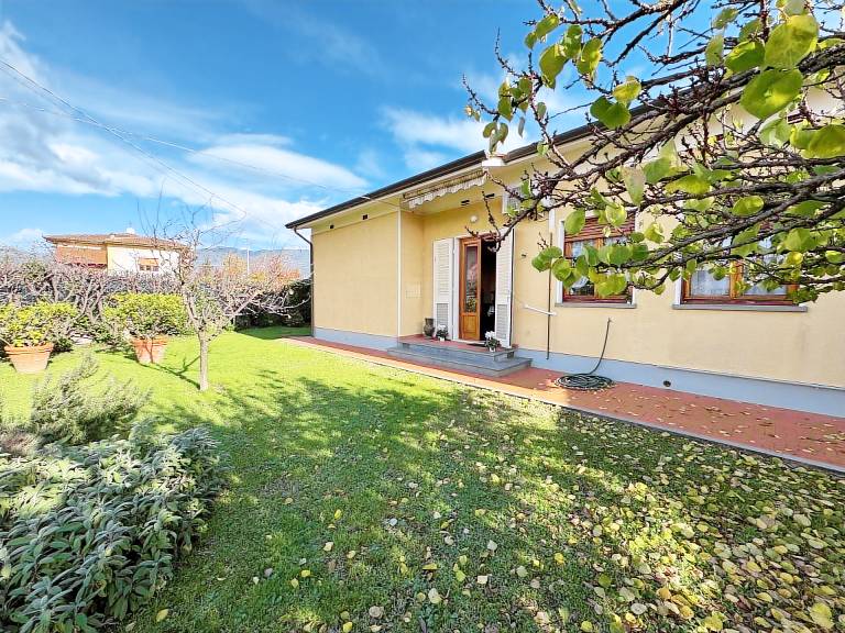 Ferienhaus in Capannori, Lammari f&uuml;r max. 5 Personen