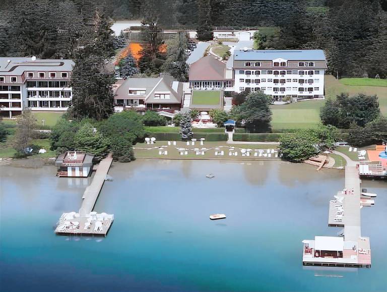 Amerika-Holzer Hotel & Resort in Sankt Kanzian am Klopeiner See