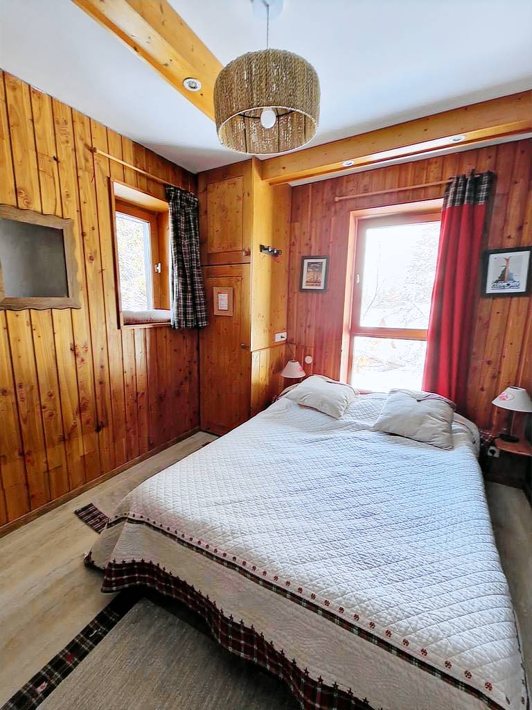 Chalet Arc 2000