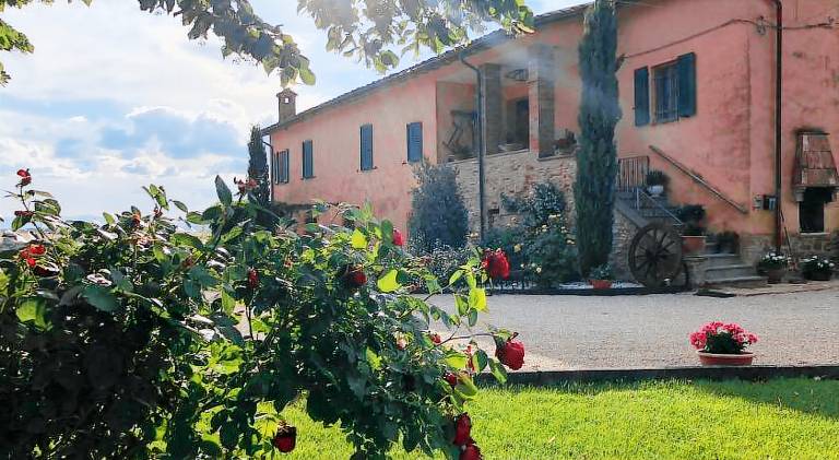 Rental apartment with 2 rooms for 7 persons in Panicale
