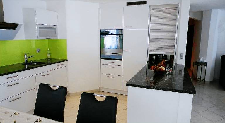 Rental apartment with 3 rooms for 6 persons — photo 2