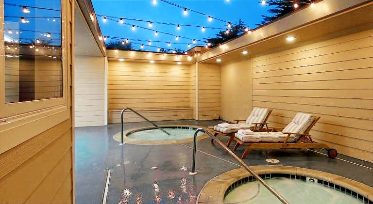 Cambria Landing Inn & Suites — photo 3