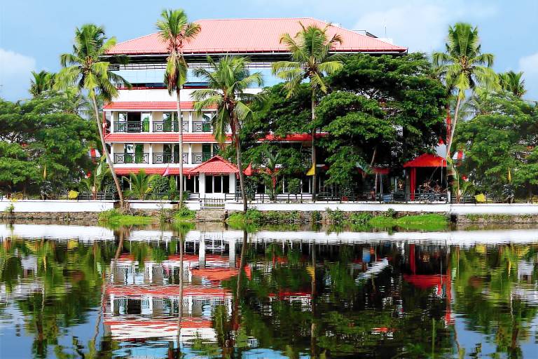 Aquaria The Boutique Resort