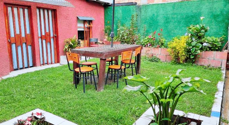 Acogedor Hostal usaquen la parada del tren — photo 4