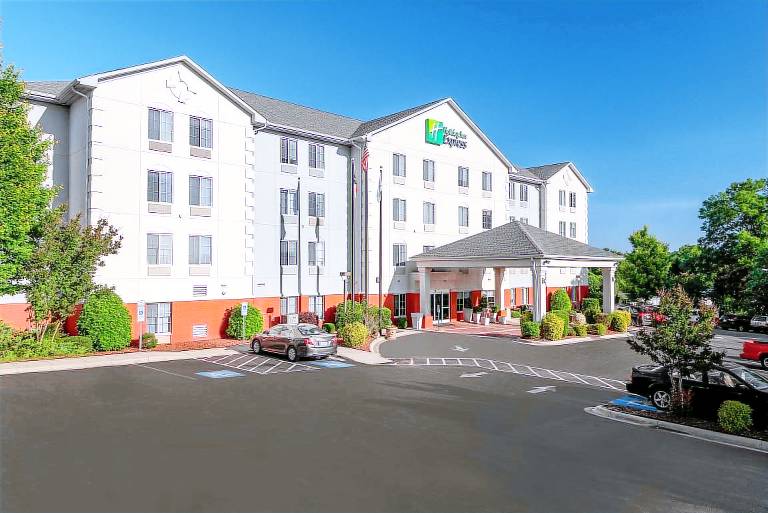 Holiday Inn Express Charlotte West - Gastonia By IHG in Gastonia, NC